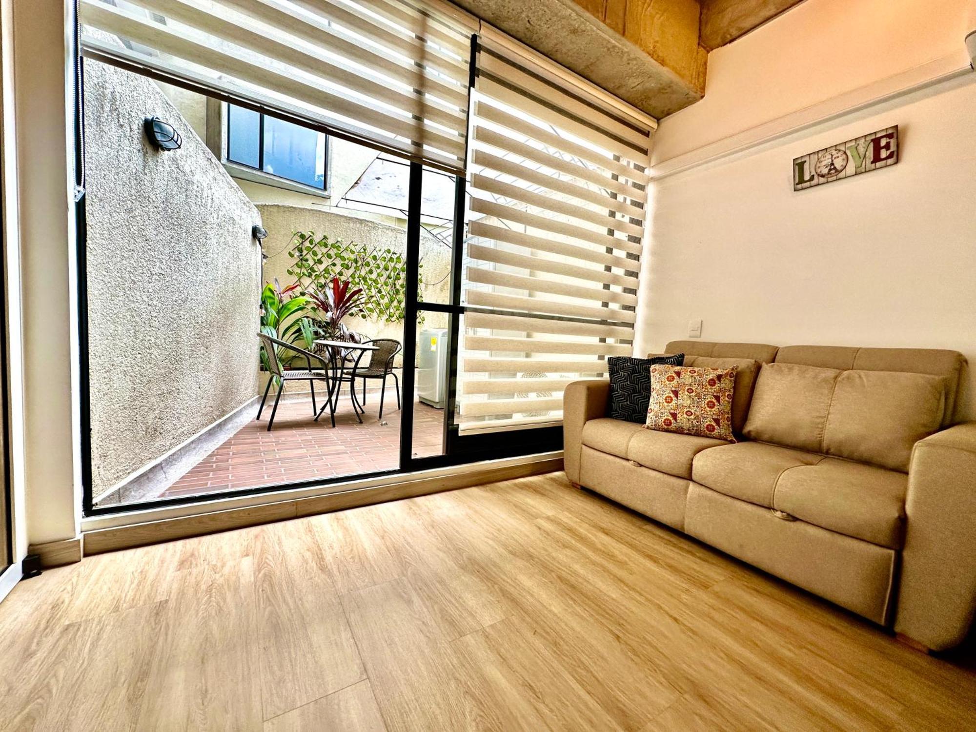 Prime Laureles Location With Air Conditioning Медельин Экстерьер фото