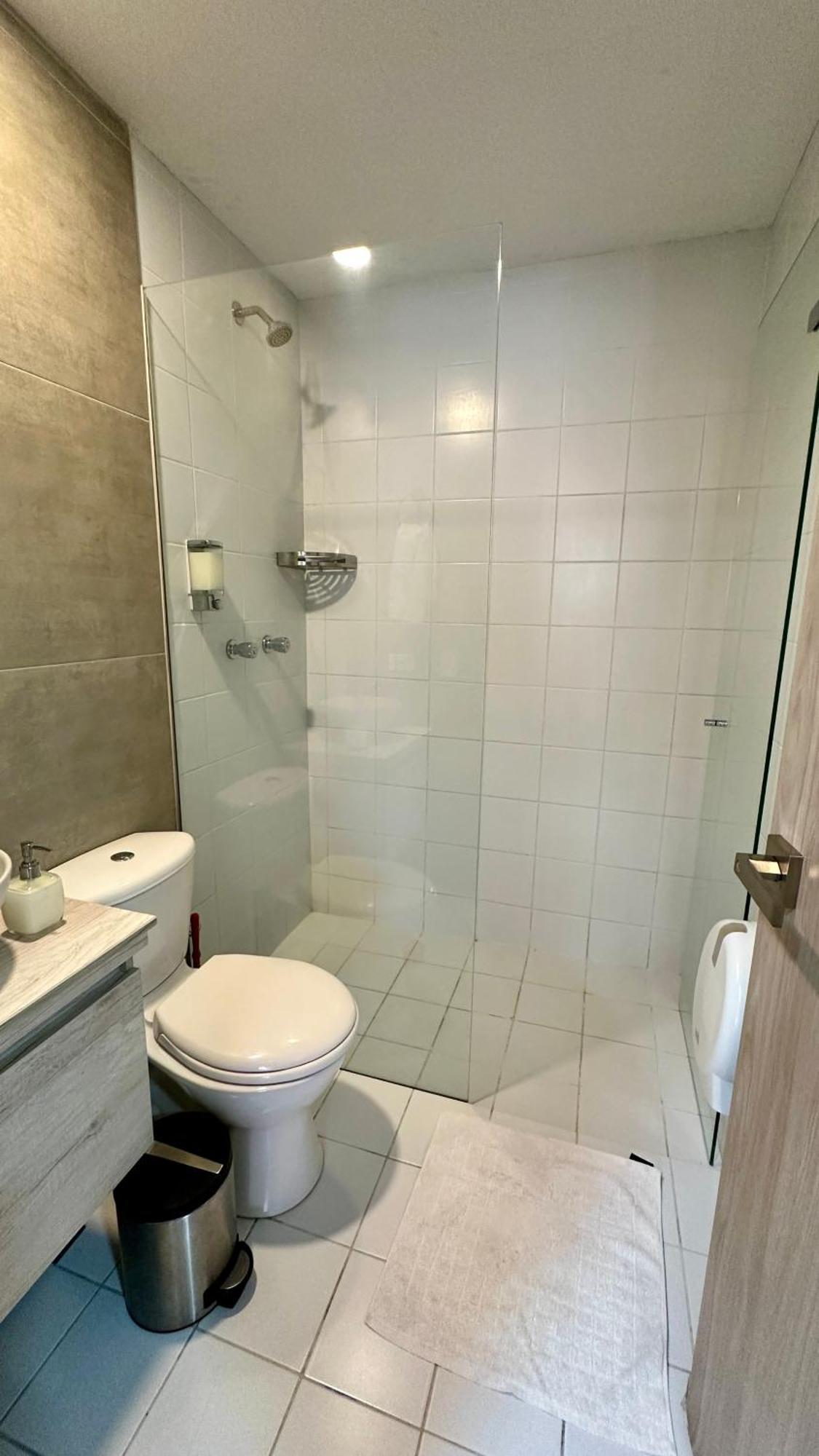 Prime Laureles Location With Air Conditioning Медельин Экстерьер фото